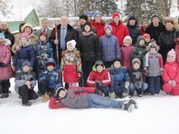 Игроки ЦСКА и «Красной Армии» подарили праздник детям