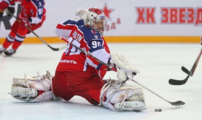 Илья Сорокин вошел в топ-10 вратарей КХЛ на старте сезона